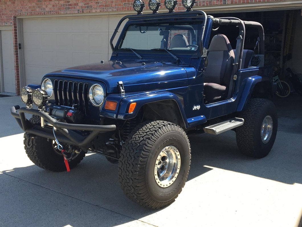 Barricade Light Bar Mount Brackets; Textured Black (97-06 Jeep Wrangler TJ)