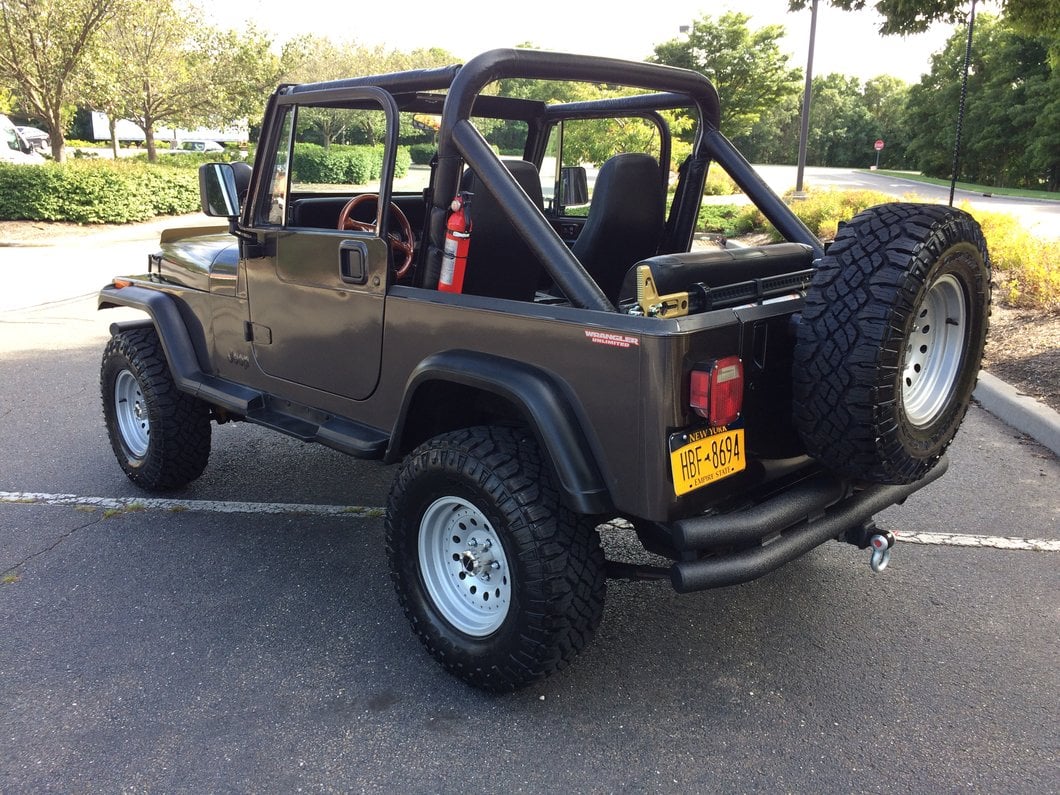 Barricade Double Tubular Rear Bumper with Receiver Hitch; Textured Black (76-06 Jeep CJ, Wrangler YJ & TJ)