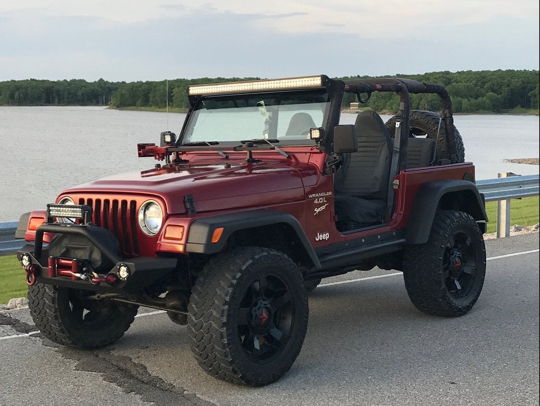 Barricade Trail Force HD Front Bumper with LED Lights (87-06 Jeep Wrangler YJ & TJ)
