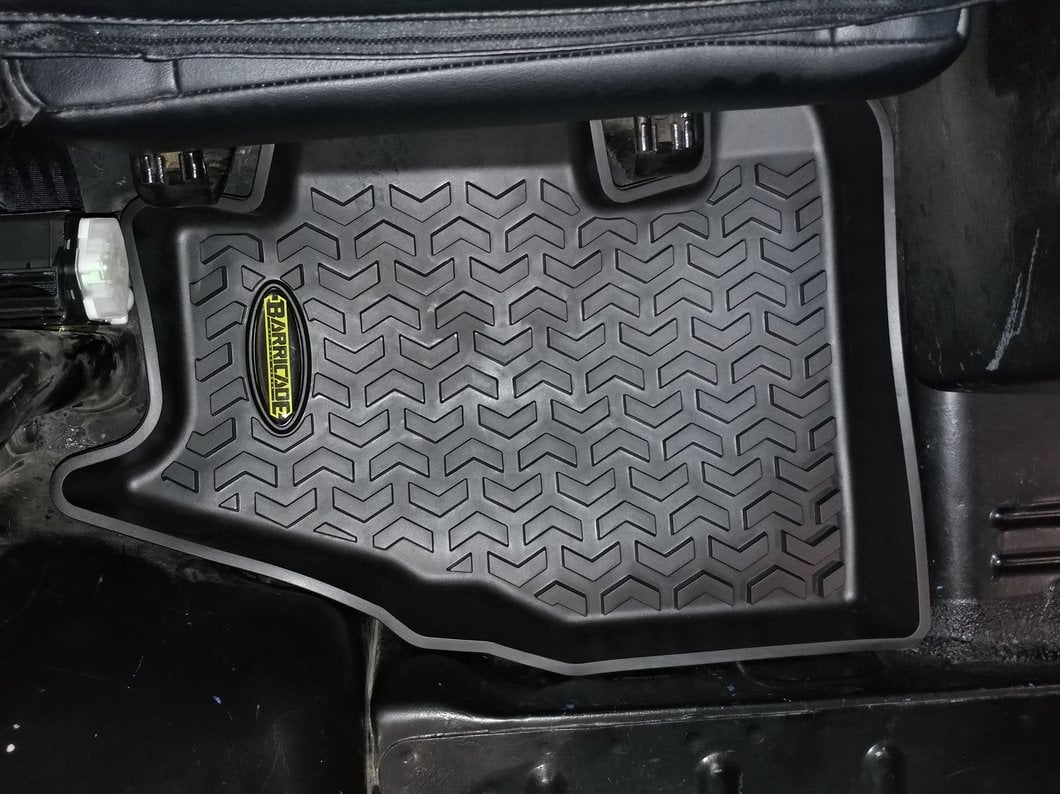 Barricade Rear Floor Mats; Black (97-06 Jeep Wrangler TJ)