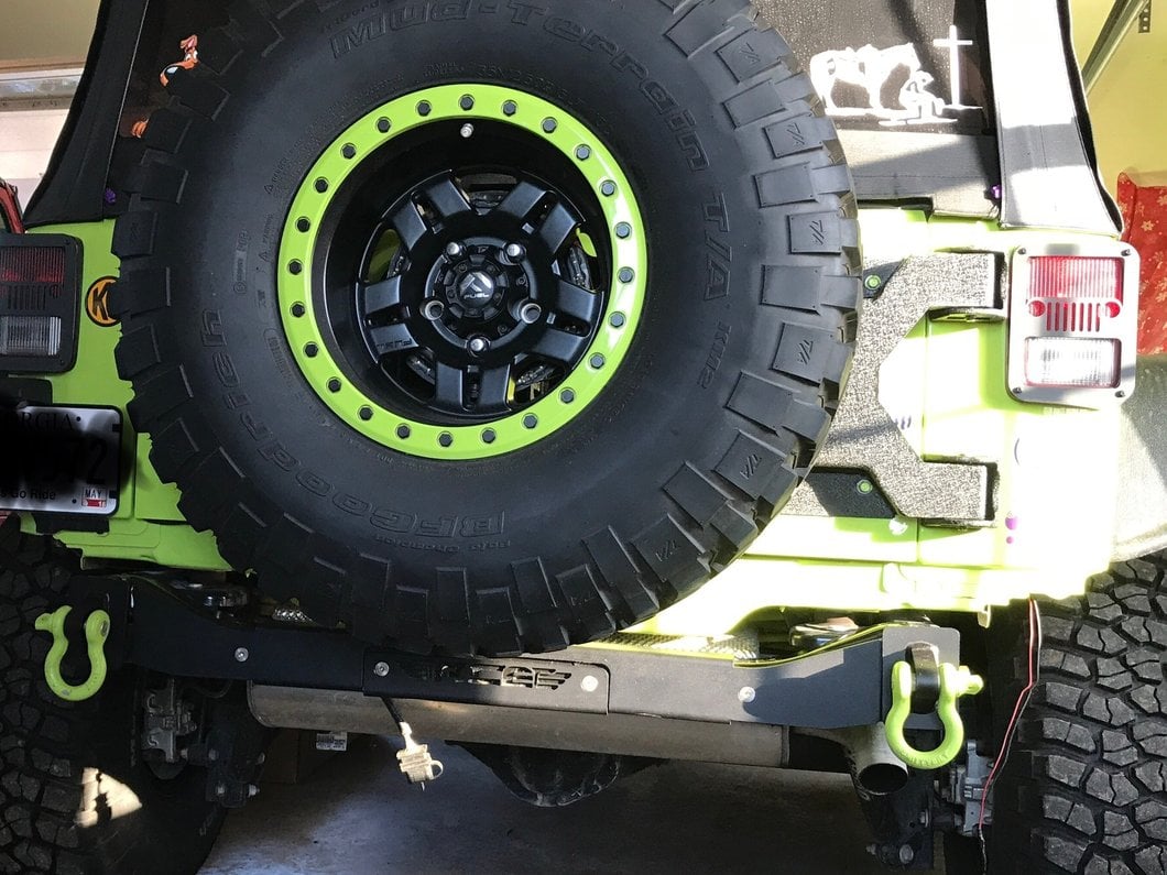 Barricade HD Tire Carrier with Mount (07-18 Jeep Wrangler JK)