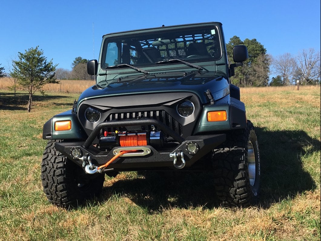 Barricade Trail Force HD Front Bumper with LED Lights (87-06 Jeep Wrangler YJ & TJ)