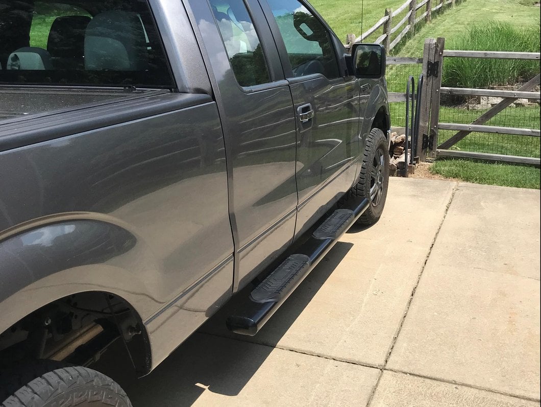 Barricade 6-Inch Oval Straight End Side Step Bars; Gloss Black (09-14 F-150 SuperCab, SuperCrew)
