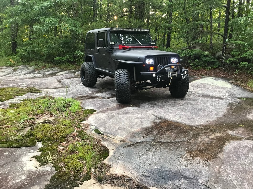Barricade Front Fender (87-95 Jeep Wrangler YJ)