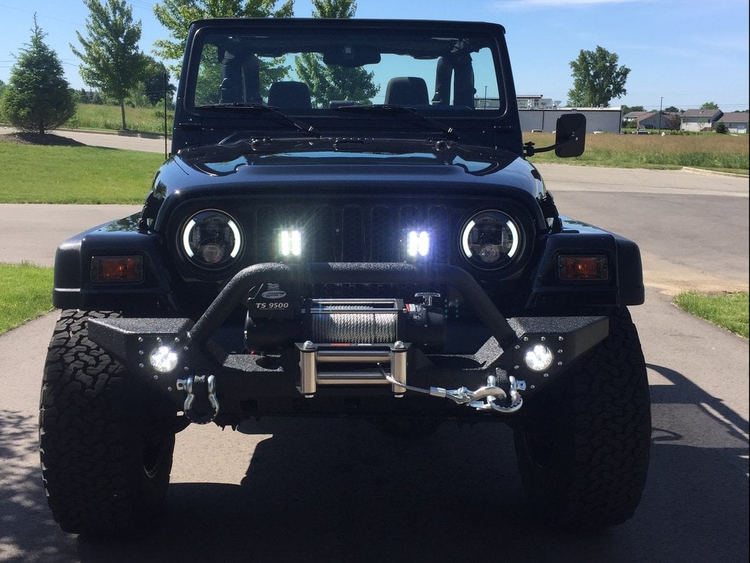 Barricade Adventure HD Bumper with LED Fog Lights (87-06 Jeep Wrangler YJ & TJ)