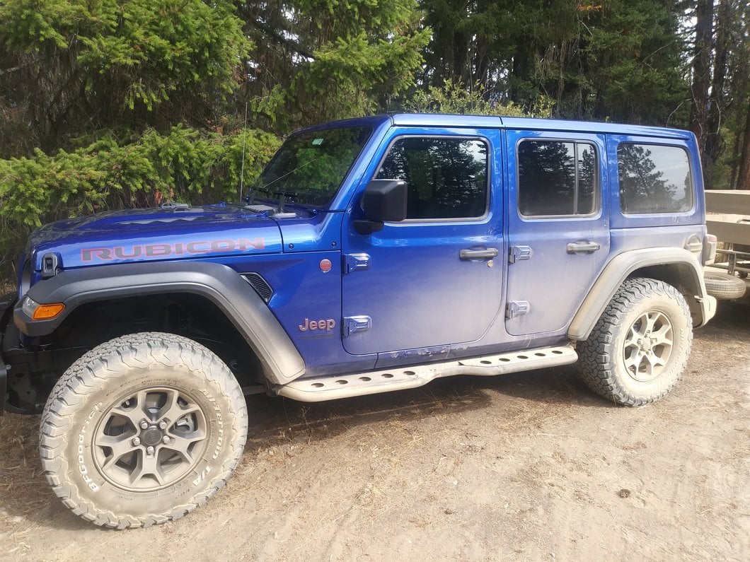 Barricade Extreme Heavy Duty Rocker Steps (18-25 Jeep Wrangler JL 4-Door)