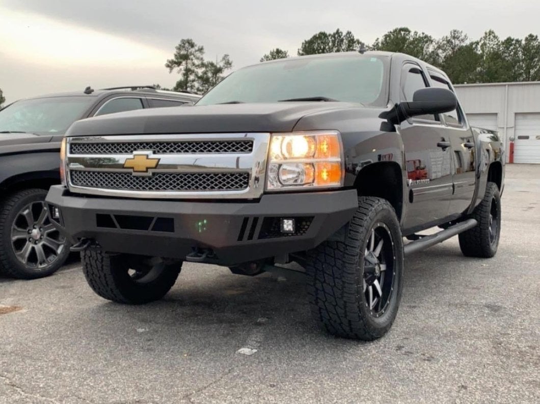 Barricade Extreme HD Front Bumper with LED Fog Lights (07-13 Silverado 1500)