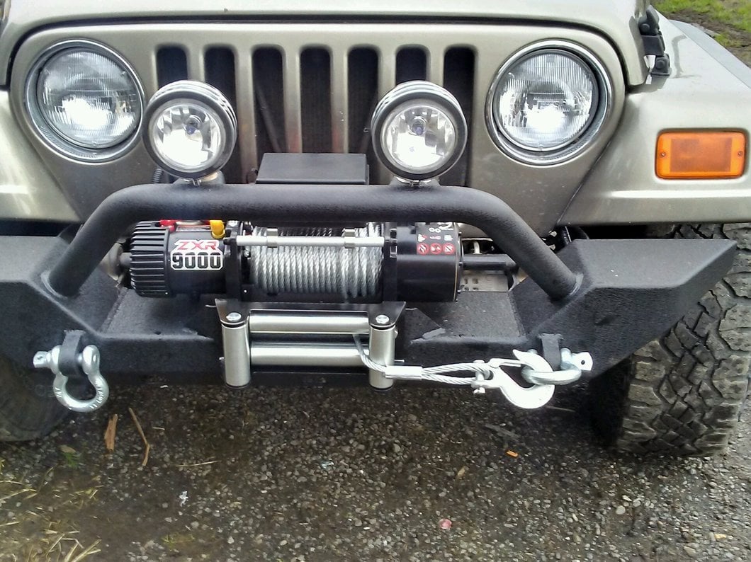 Barricade Adventure HD Front Bumper with D-Rings (87-06 Jeep Wrangler YJ & TJ)