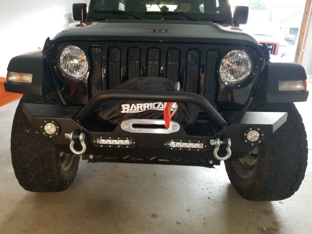 Barricade Trail Force HD Front Bumper with LED Lights and 9,500 lb. Winch (18-25 Jeep Wrangler JL)