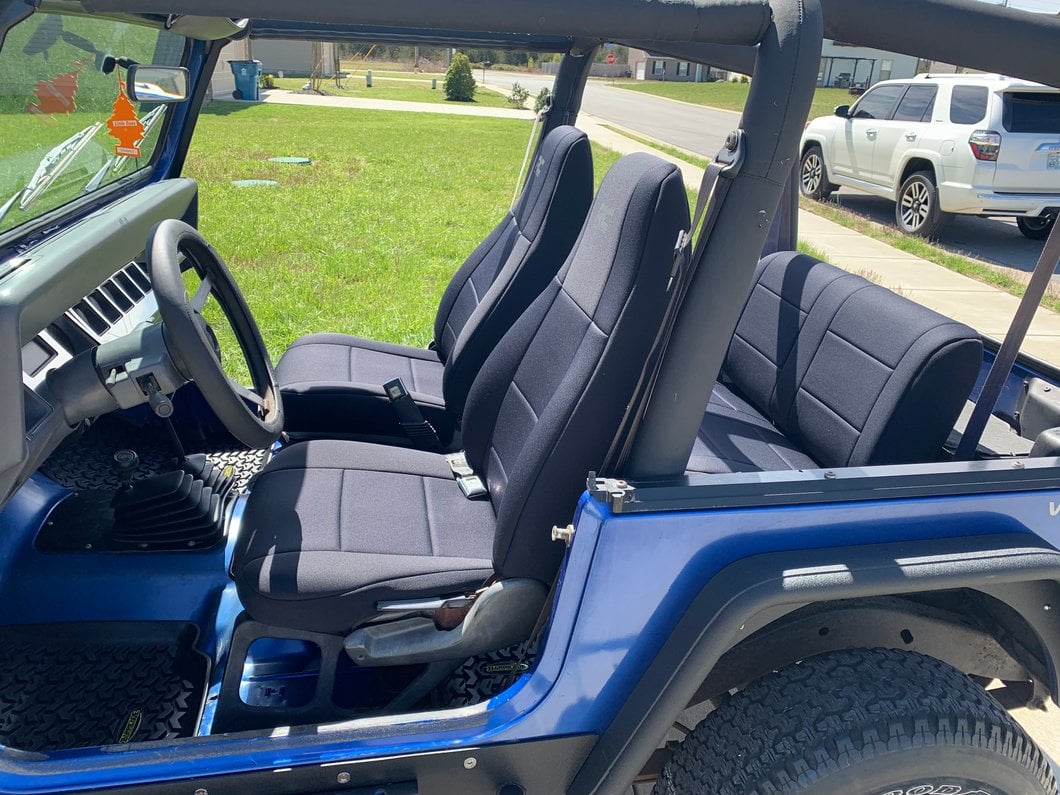 Barricade Front and Rear Floor Mats; Black (87-95 Jeep Wrangler YJ)