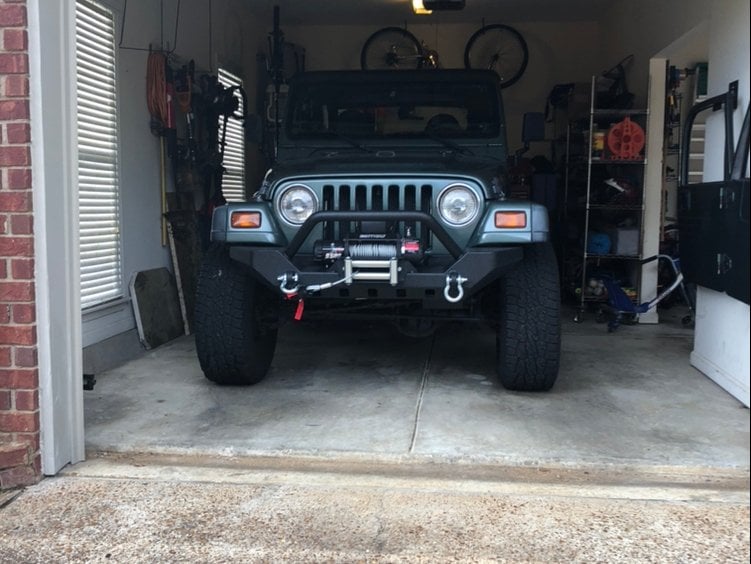 Barricade Adventure HD Front Bumper with D-Rings (87-06 Jeep Wrangler YJ & TJ)