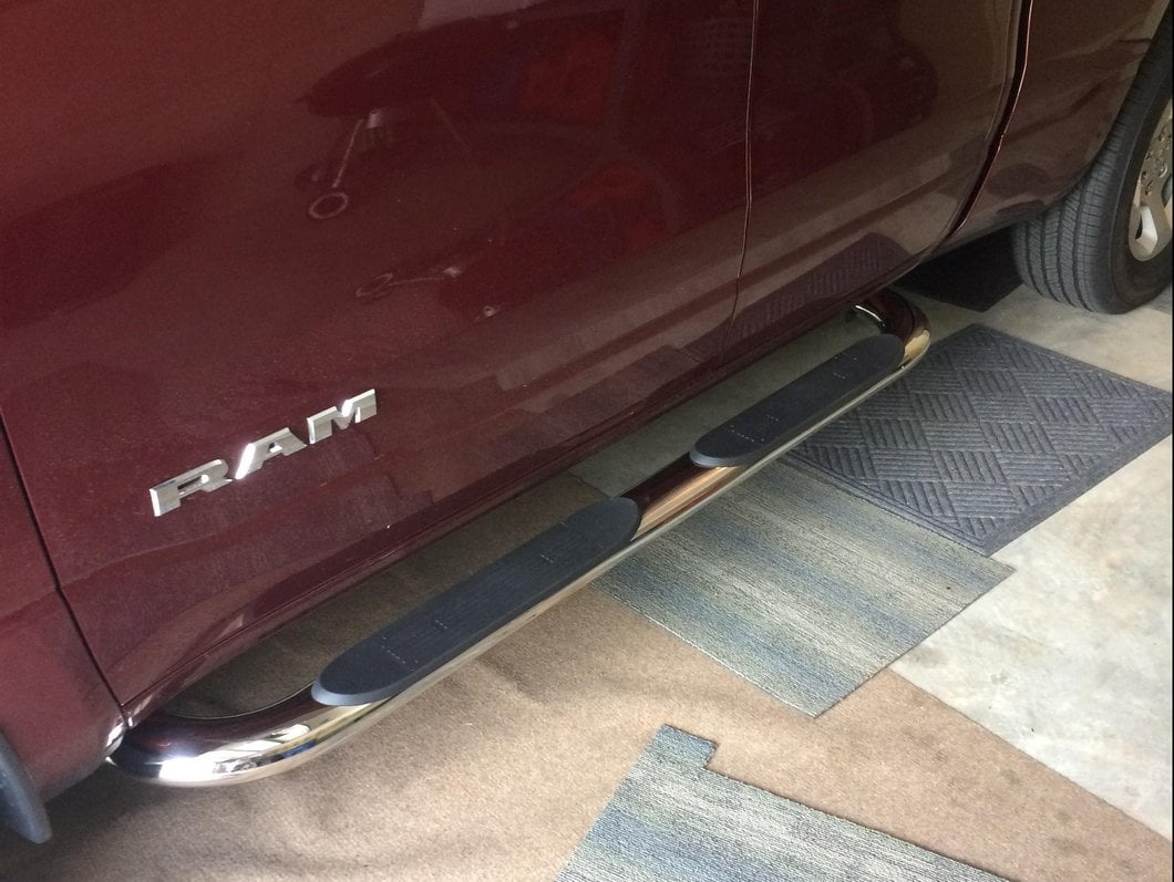 Barricade 4-Inch Oval Bent End Side Step Bars; Stainless Steel (19-25 RAM 1500 Quad Cab)