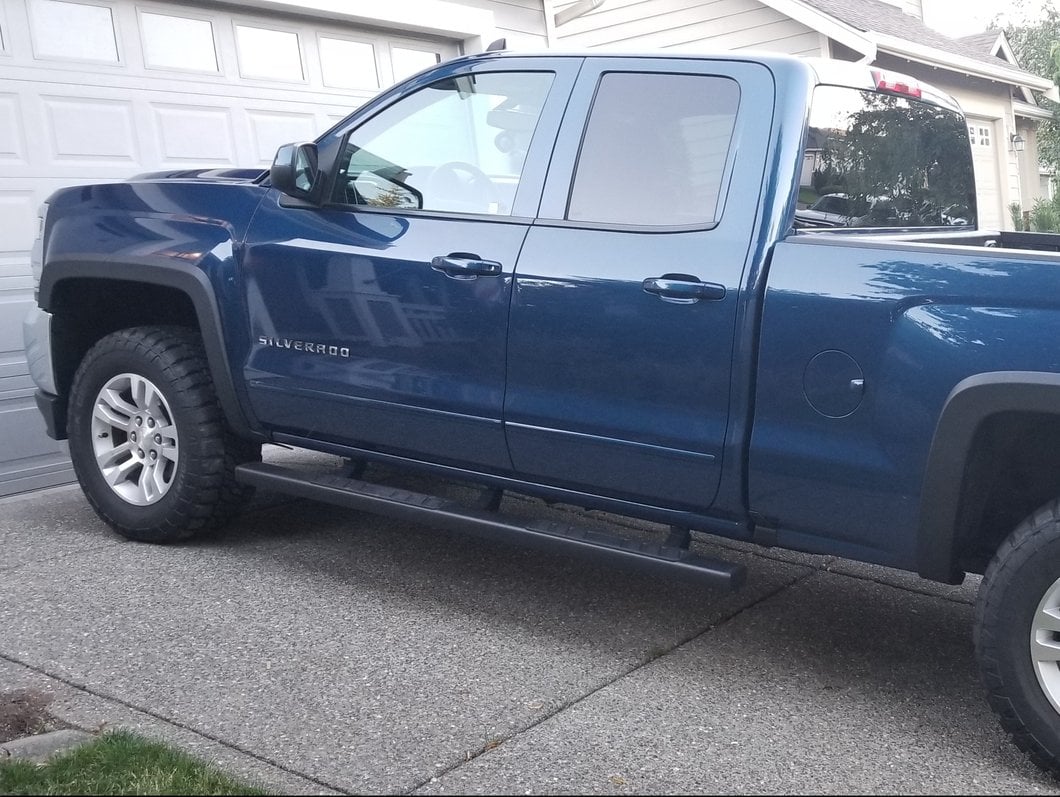 Barricade T4 Side Step Bars; Rocker Mount; Black (14-18 Silverado 1500 Double Cab, Crew Cab)