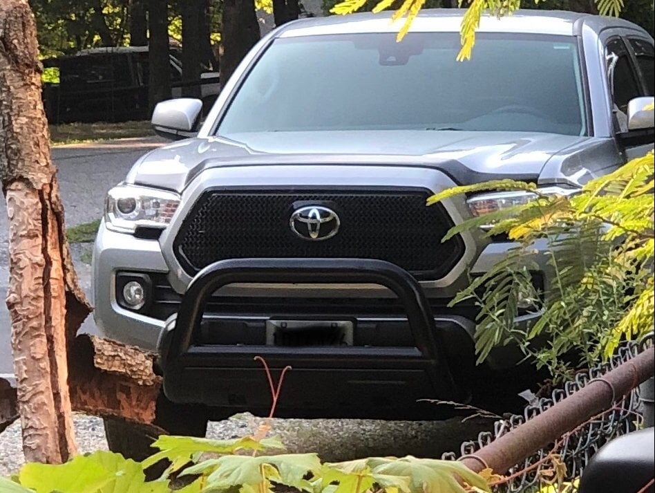 Barricade 3.50-Inch Oval Bull Bar with Skid Plate; Black (16-23 Tacoma)