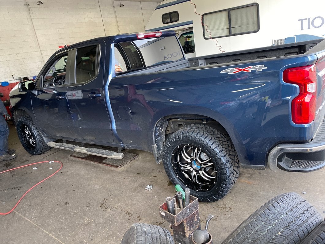 Barricade PNC Side Step Bars; Stainless Steel (19-25 Silverado 1500 Double Cab)