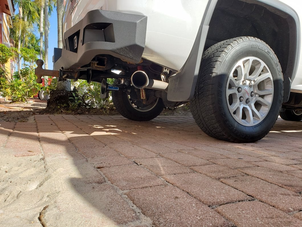 Barricade Extreme HD Rear Bumper with LED Flood Lights (07-18 Sierra 1500)