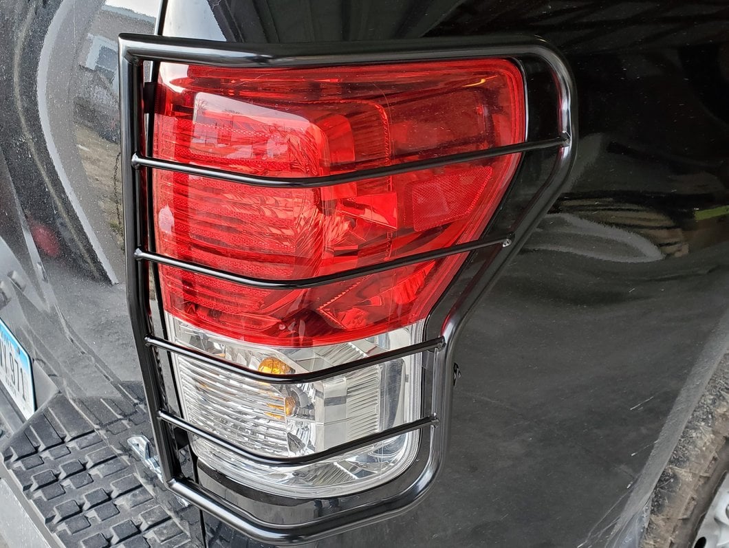 Barricade Tail Light Guards; Black (07-13 Tundra)