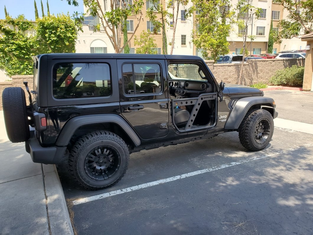 Barricade Extreme HD Front Adventure Doors (18-25 Jeep Wrangler JL)