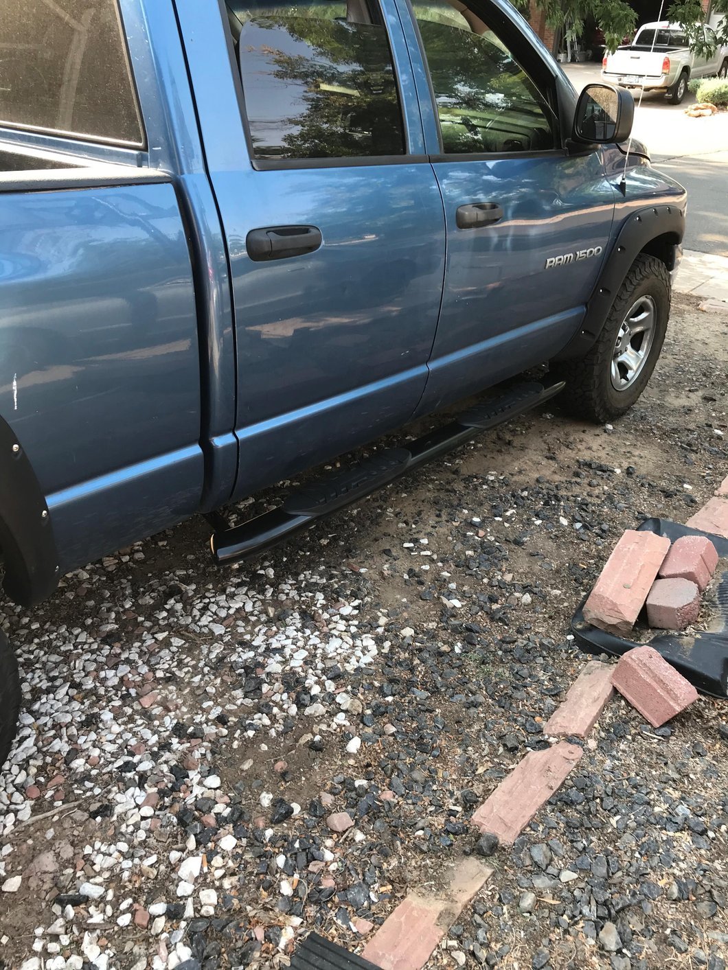 Barricade 5-Inch Oval Bent End Side Step Bars; Black (02-08 RAM 1500 Quad Cab)