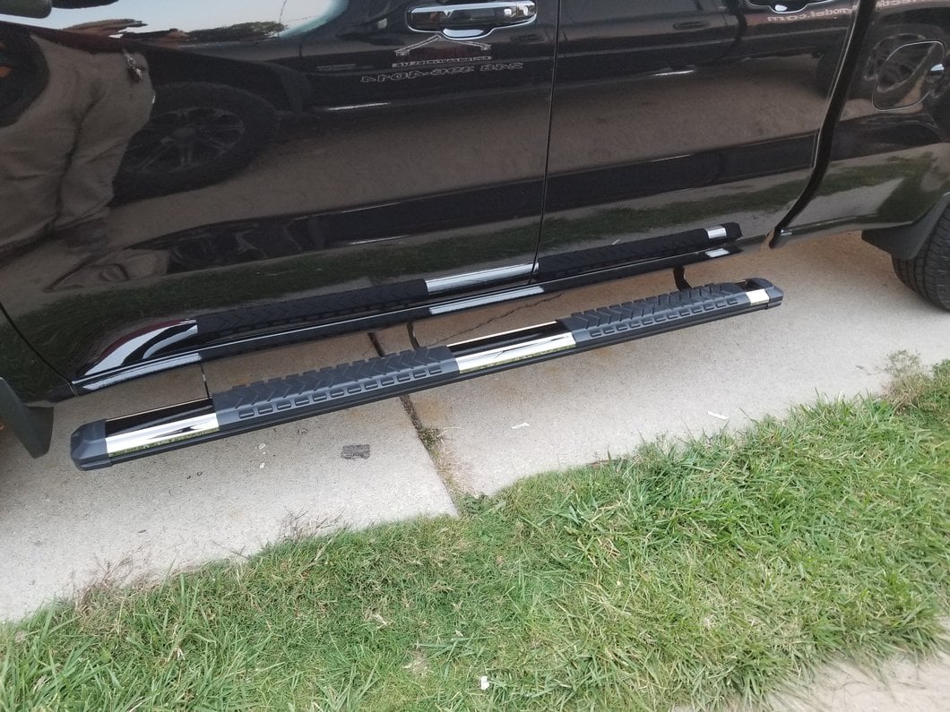Barricade Saber 5-Inch Aluminum Side Step Bars; Stainless Cover Plates (19-25 Silverado 1500 Double Cab)