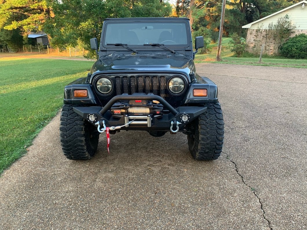 Barricade Single Replacement LED Light for Barricade Trail Force HD Bumper; Round Light