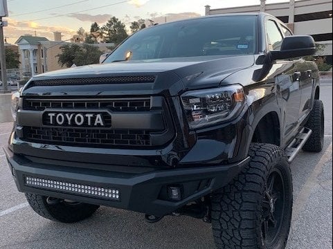 Barricade HD2 Front Bumper with LED Fog Lights; Textured Black (14-21 Tundra)