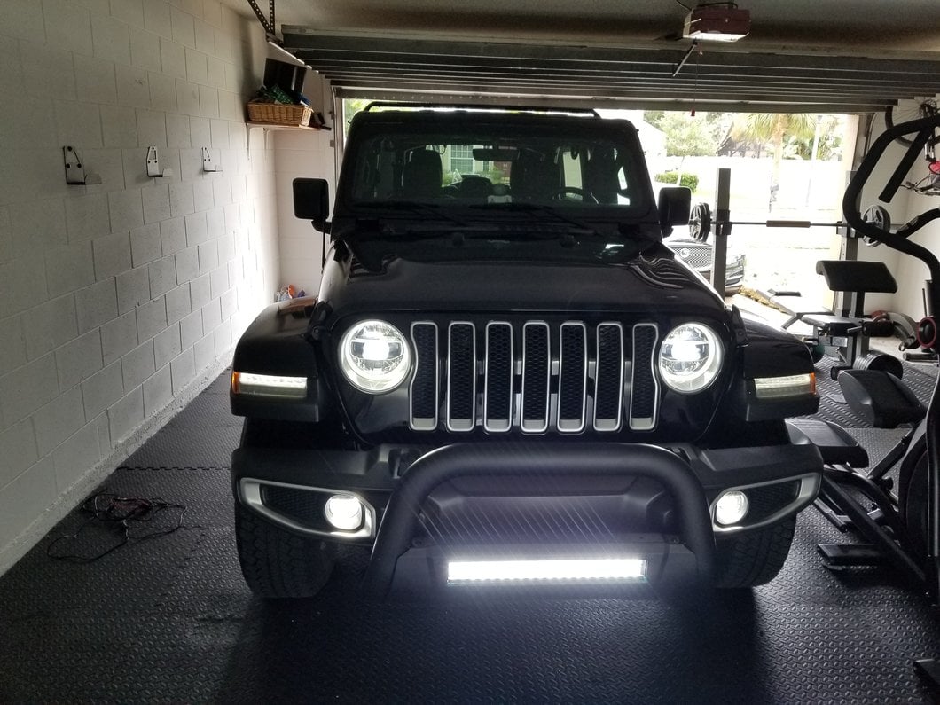 Barricade HD Bull Bar with Skid Plate and 20-Inch Dual Row LED Light Bar; Textured Black (20-25 Jeep Gladiator JT, Excluding Mojave)