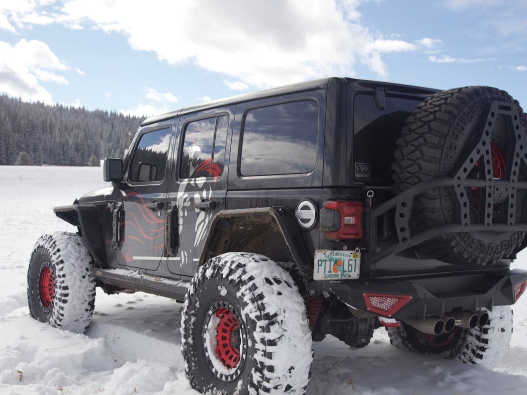 Barricade X-Series Rear Bumper; Red Inserts (18-25 Jeep Wrangler JL)