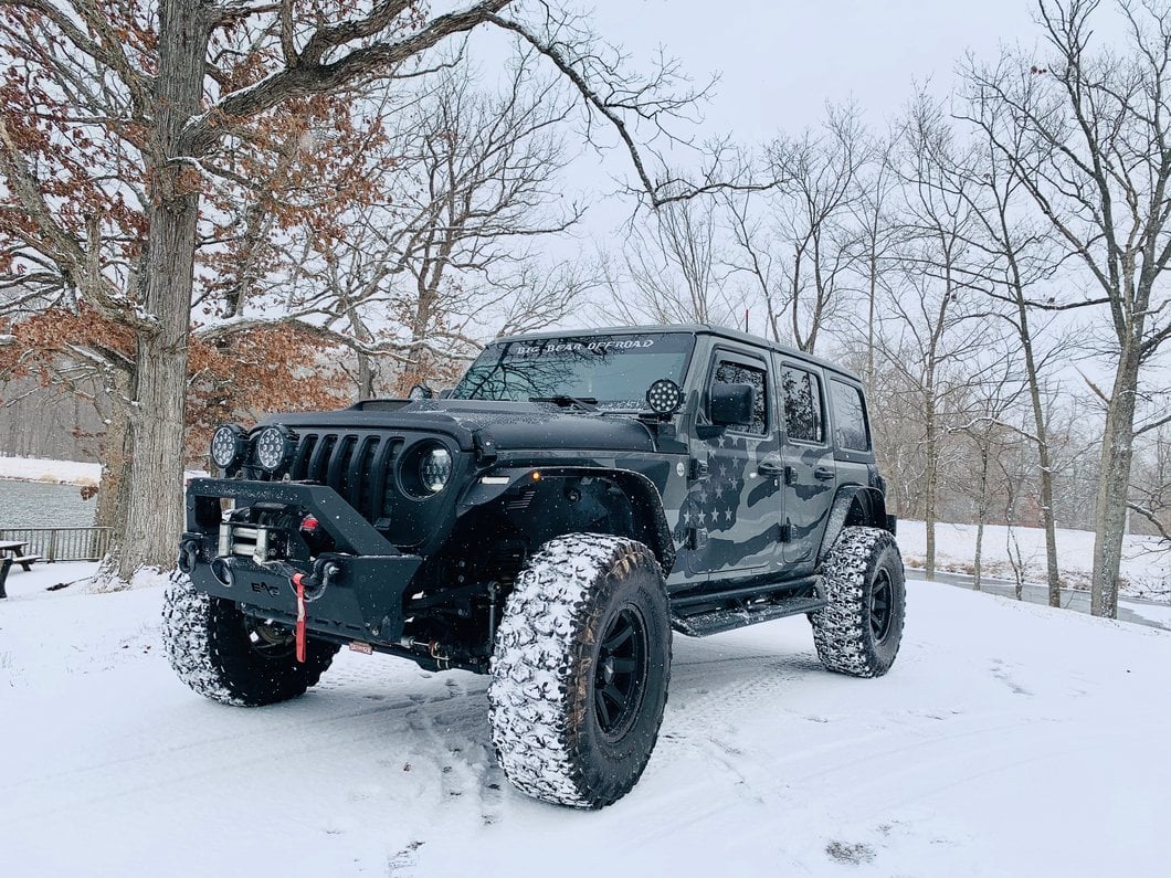 Barricade HD Flat Fender Flares with LED DRL and Turn Signal; Front (18-25 Jeep Wrangler JL)