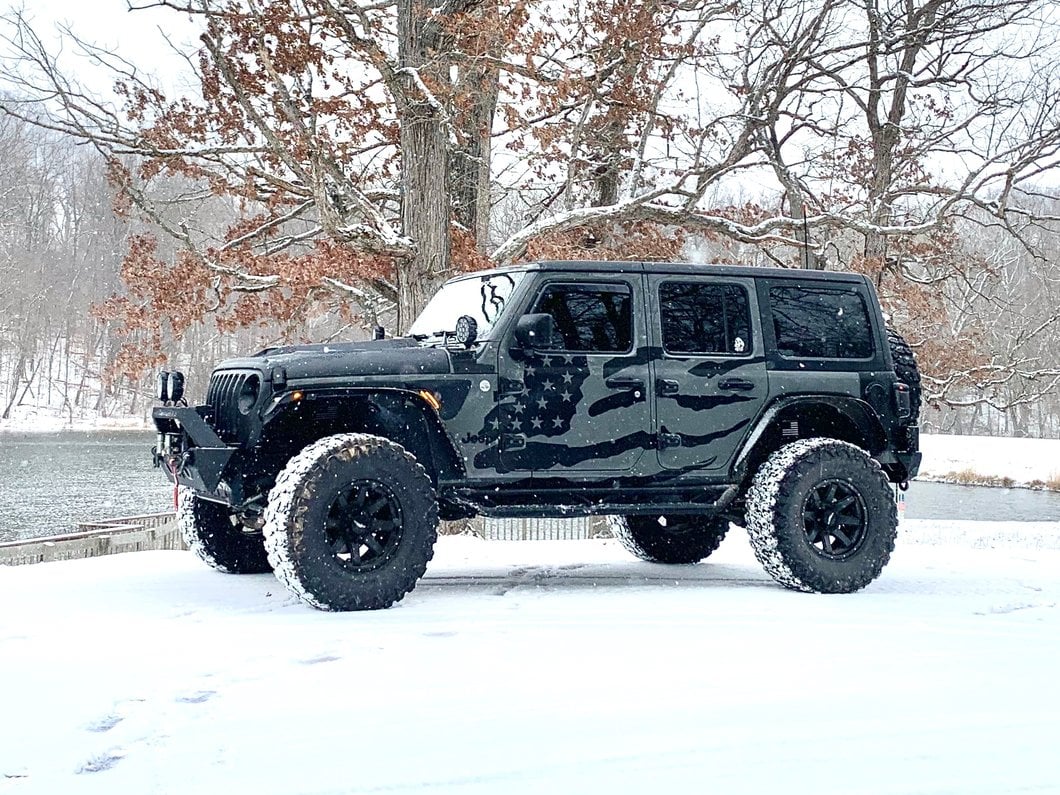 Barricade HD Flat Fender Flares with LED DRL and Turn Signal; Front (18-25 Jeep Wrangler JL)