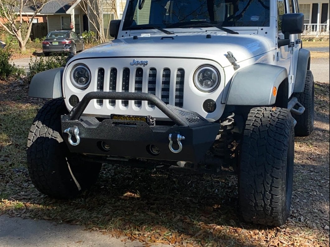 Barricade Battalion Stubby Front Bumper (07-18 Jeep Wrangler JK)