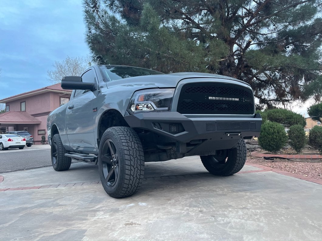 Barricade HD Off-Road Front Bumper with LED Fog Lights (09-12 RAM 1500)