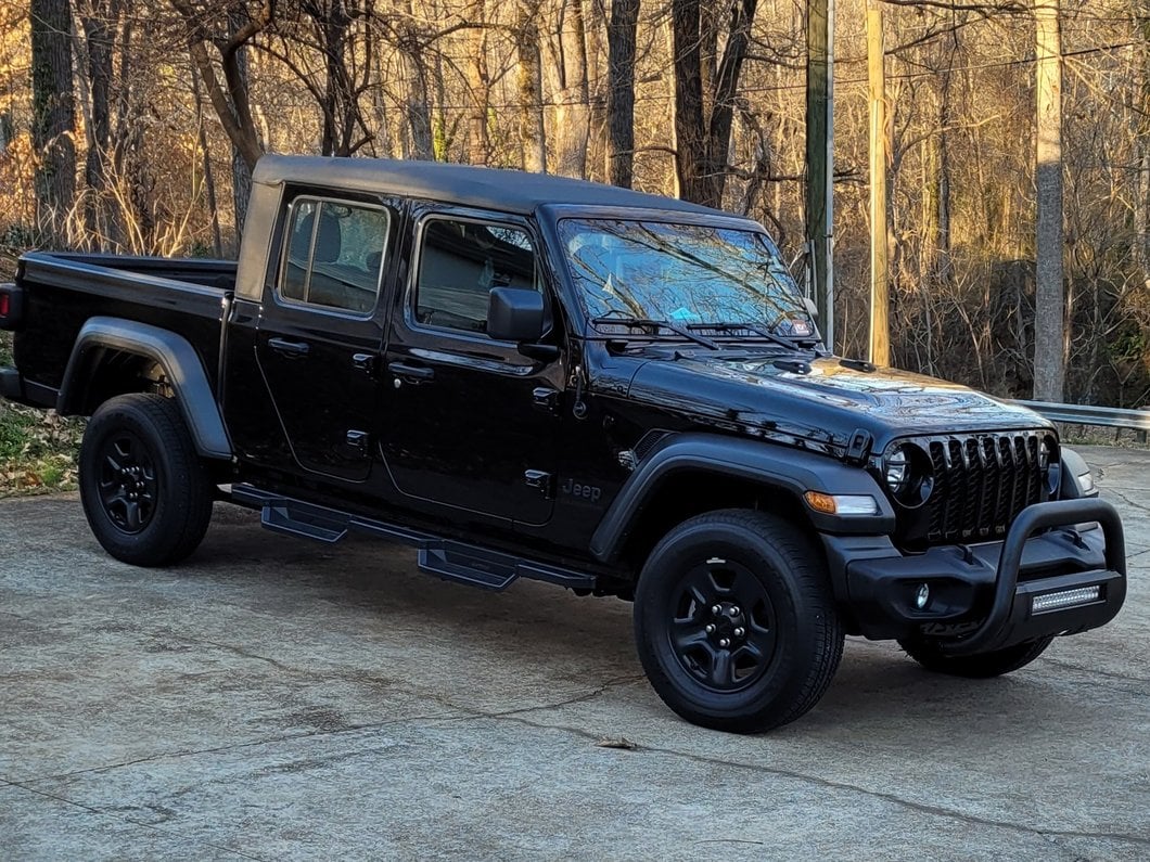Barricade 3.50-Inch Oval Bull Bar with Skid Plate; Black (20-25 Jeep Gladiator JT)