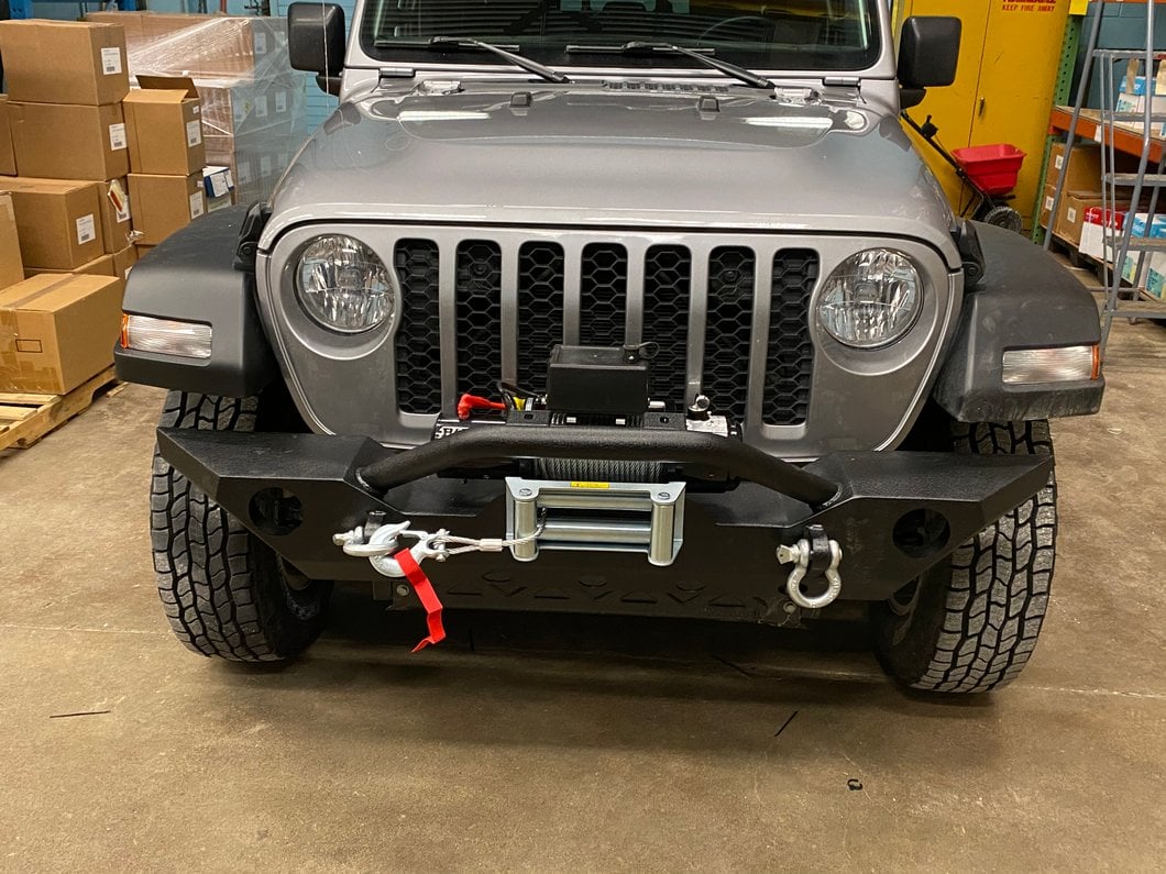 Barricade Trail Force HD Front Bumper with 9,500 lb. Winch (20-25 Jeep Gladiator JT)