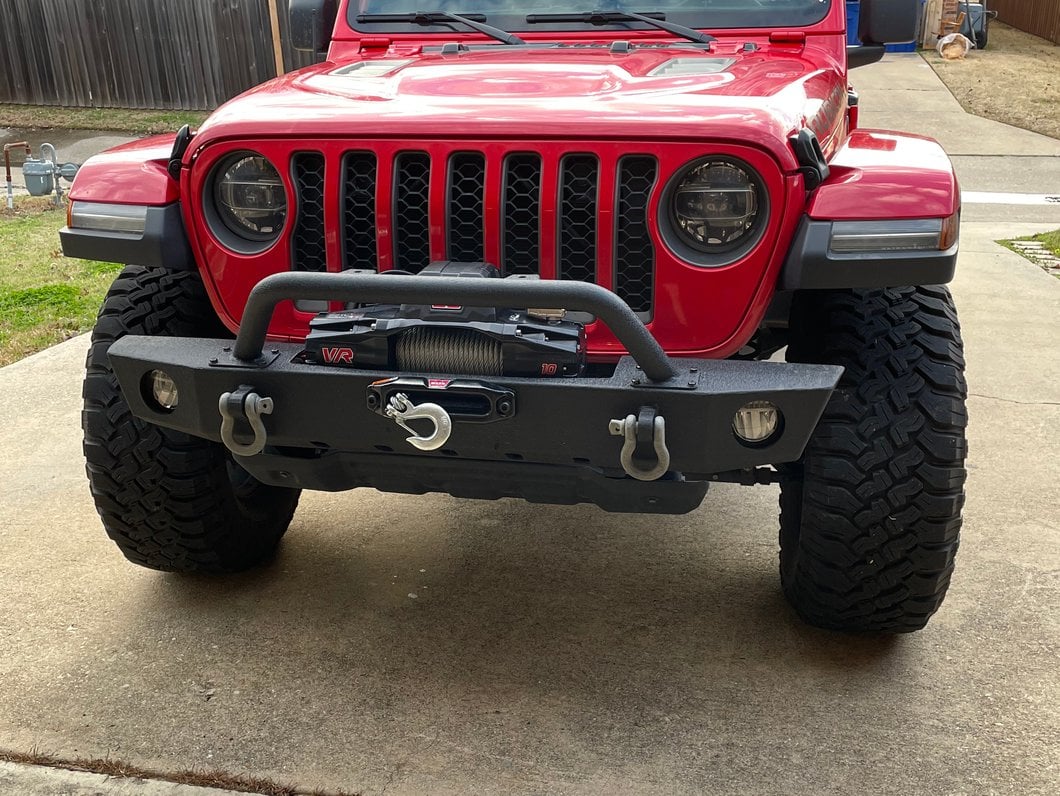 Barricade Trekker Front Bumper (20-25 Jeep Gladiator JT)