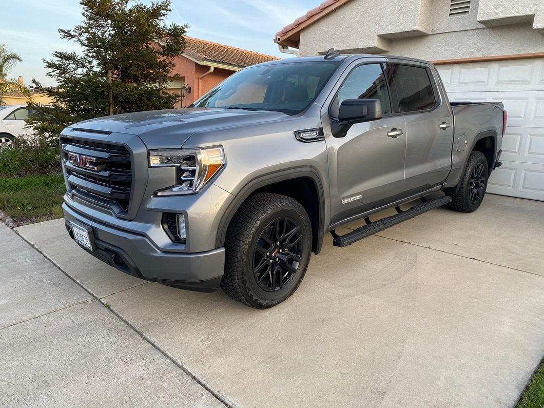 Barricade Saber 5-Inch Aluminum Side Step Bars; Black Cover Plates (19-25 Sierra 1500 Crew Cab)