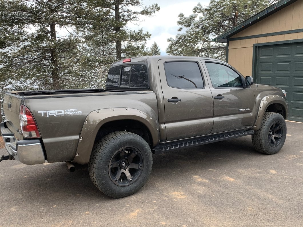 Barricade Rattler Steel Running Boards; Black (05-23 Tacoma Double Cab)