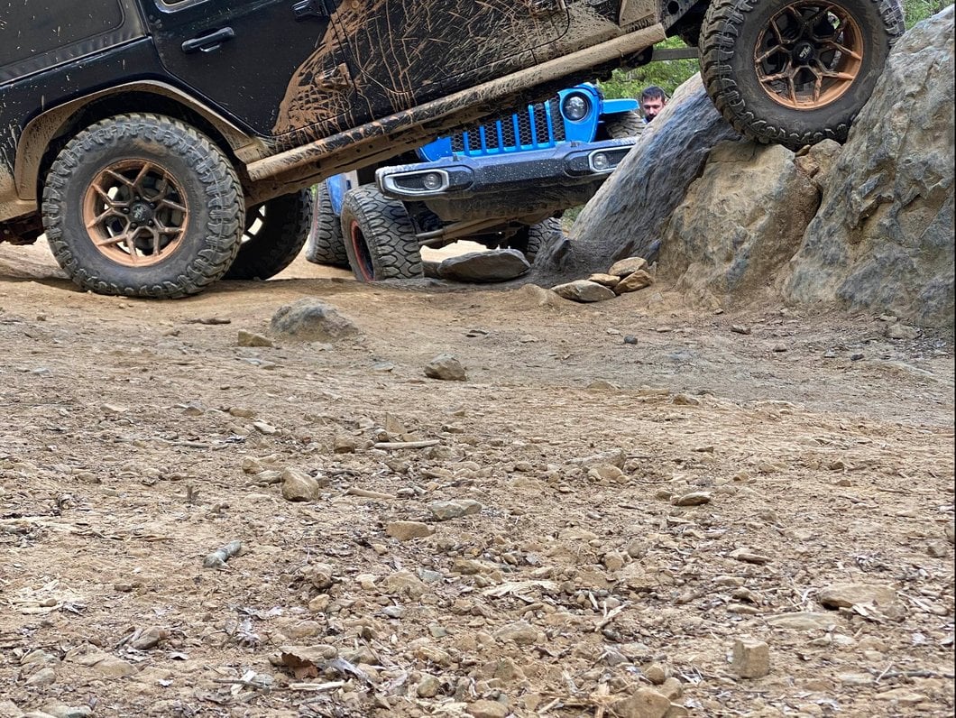 Barricade Battalion Stubby Front Bumper (18-25 Jeep Wrangler JL)