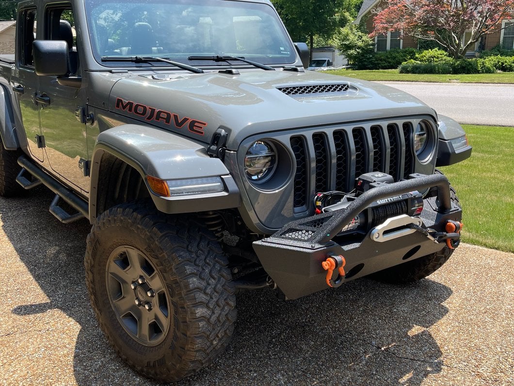 Barricade Battalion Stubby Front Bumper (20-25 Jeep Gladiator JT)