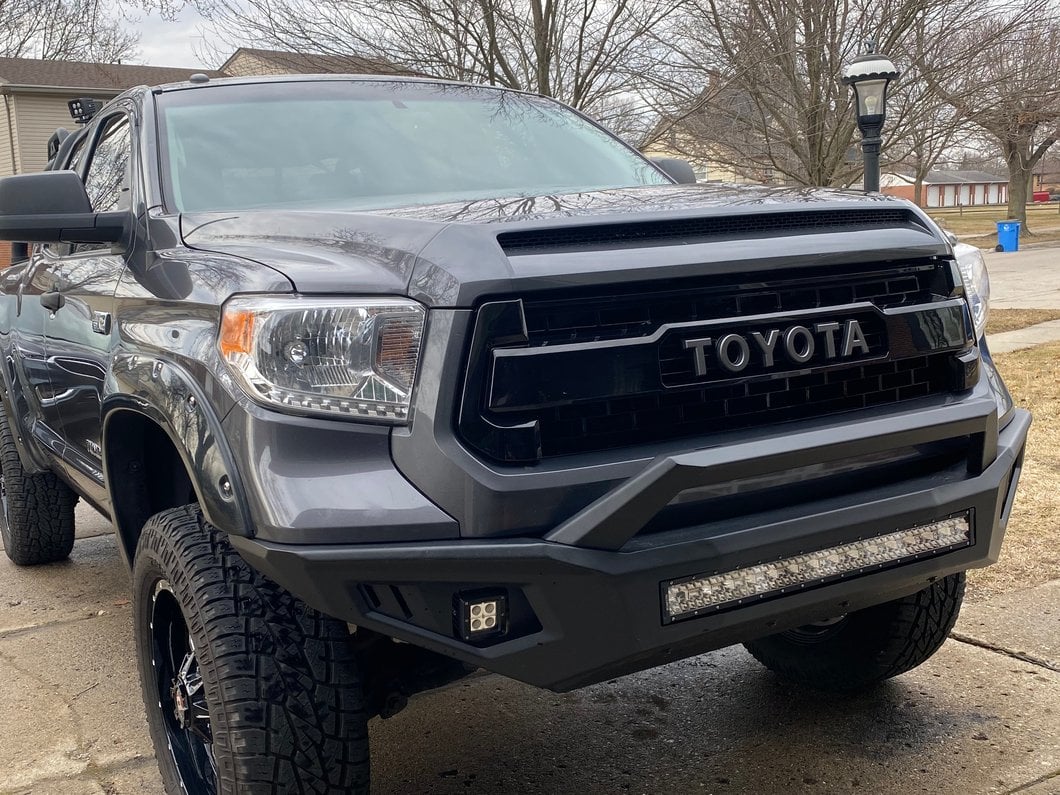 Barricade HD2 Front Bumper with LED Fog Lights; Textured Black (14-21 Tundra)