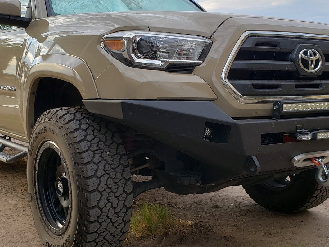 Barricade 9,500 lb. Winch with Synthetic Rope (Universal; Some Adaptation May Be Required)