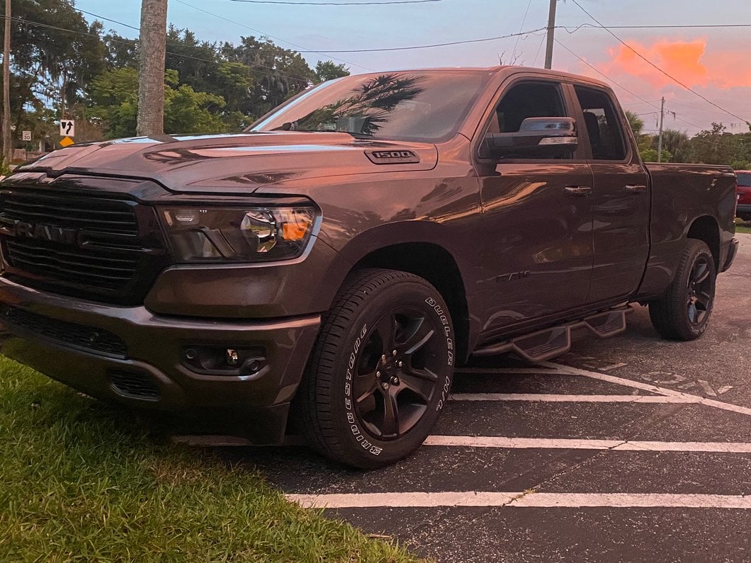 Barricade HD Drop Side Step Bars (19-25 RAM 1500 Quad Cab)