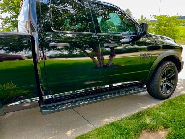 Barricade S6 Running Boards; Black (19-25 RAM 1500 Quad Cab)