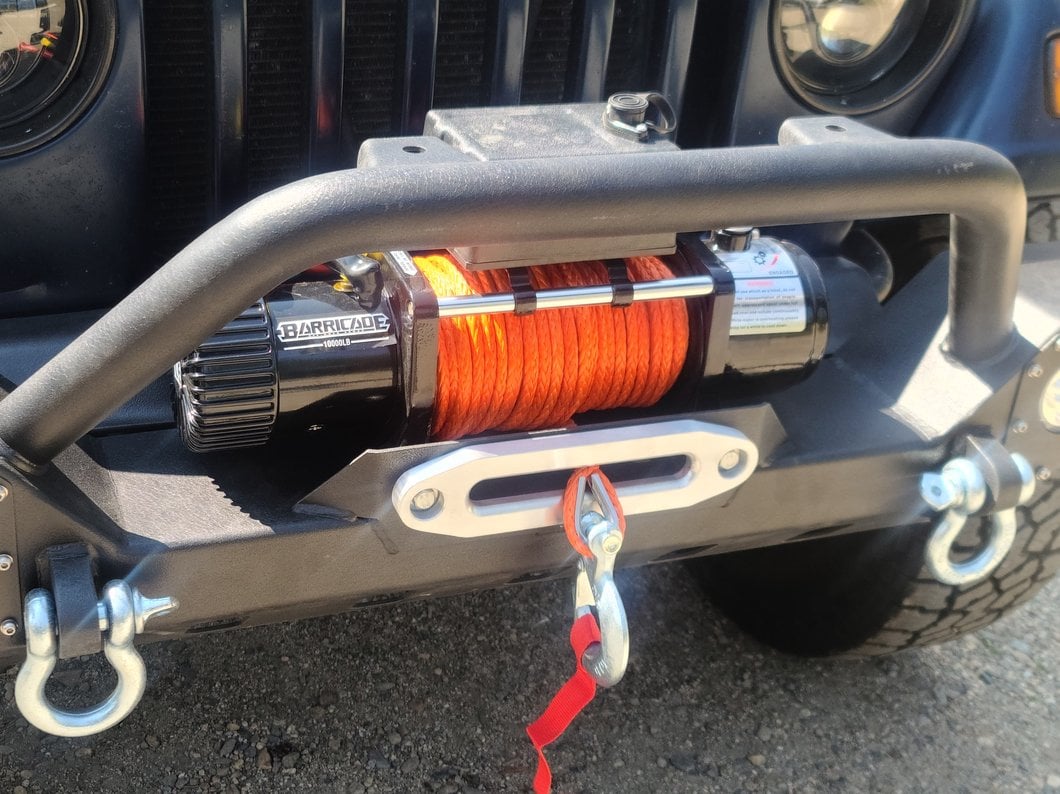Barricade 10,000 lb. Winch with Synthetic Rope (Universal; Some Adaptation May Be Required)