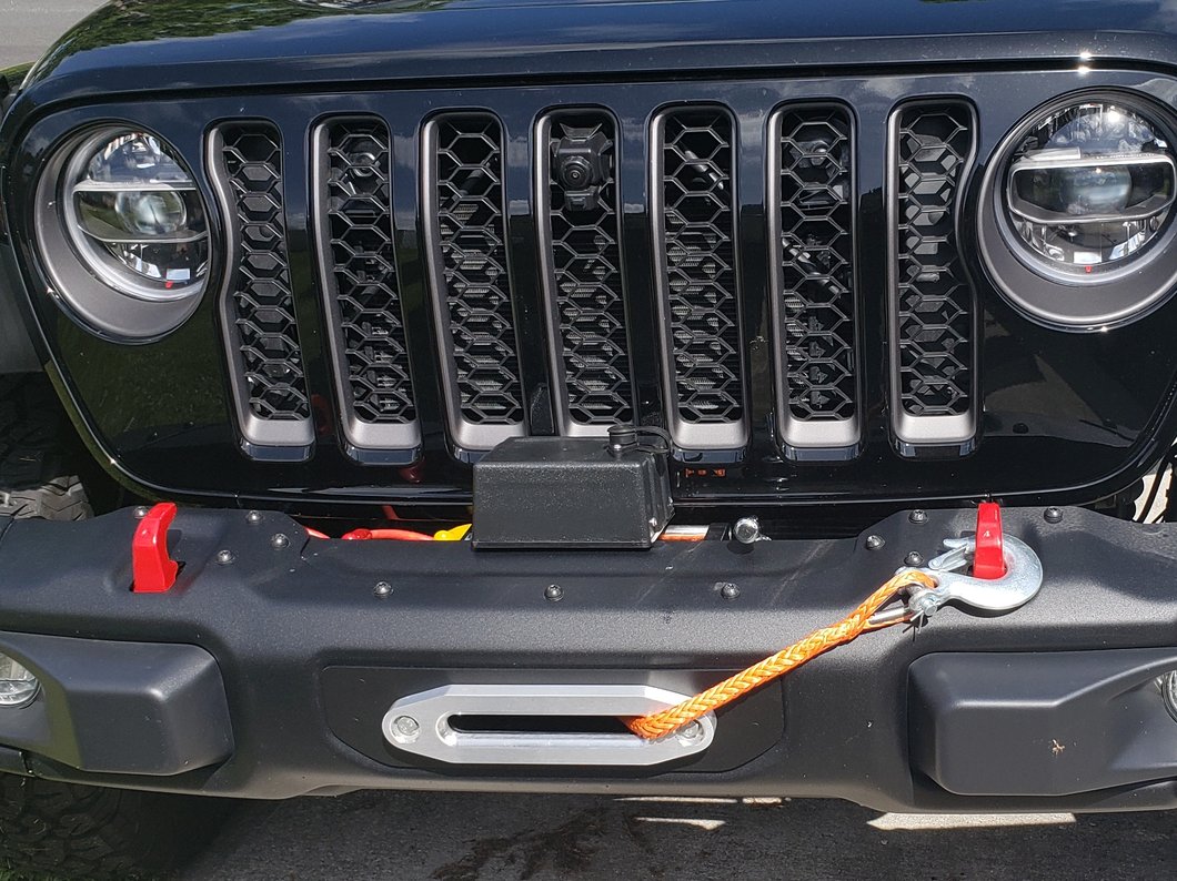 Barricade 10,000 lb. Winch with Synthetic Rope (Universal; Some Adaptation May Be Required)