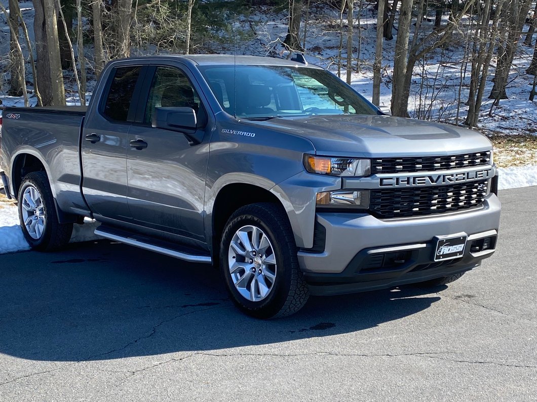 Barricade Pioneer Aluminum Running Boards (19-25 Silverado 1500 Double Cab)
