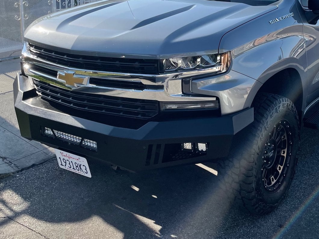Barricade HD Front Bumper with LED Fog Lights, Spot Lights and 20-Inch LED Light Bar (19-21 Silverado 1500)