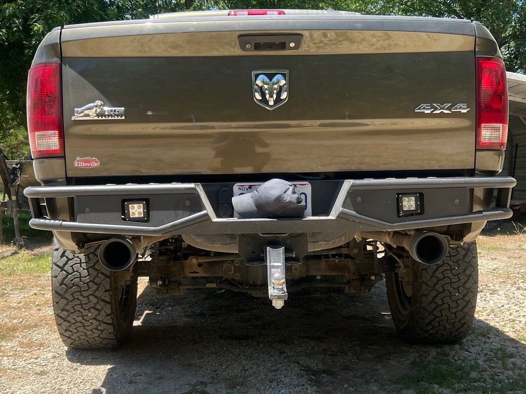 Barricade Tubular HD Rear Bumper with LED Fog Lights (09-18 RAM 1500)