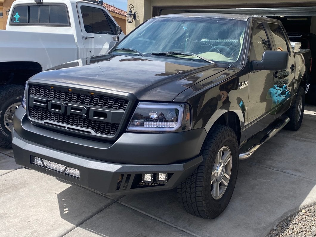 Barricade Extreme HD Front Bumper with LED Light Bar, Fog and Spot Lights (04-08 F-150)