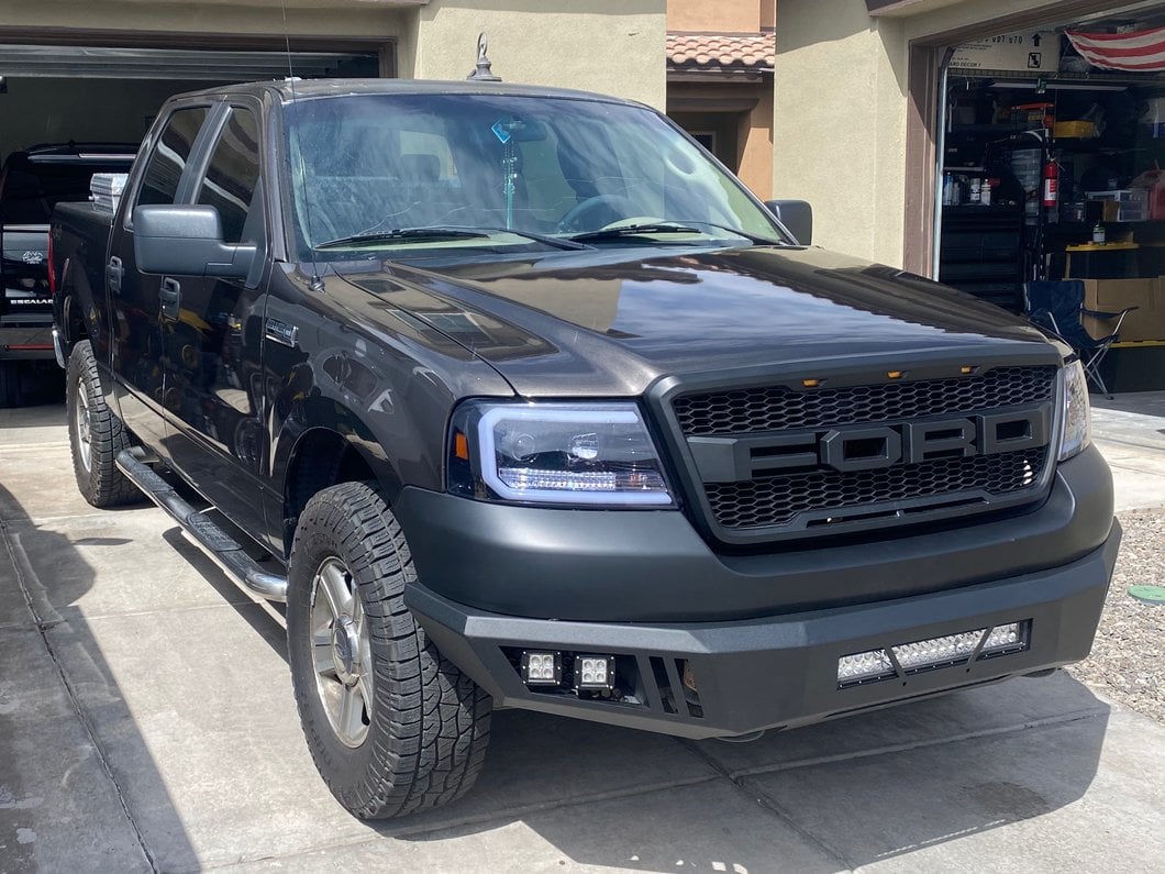 Barricade Extreme HD Front Bumper with LED Light Bar, Fog and Spot Lights (04-08 F-150)